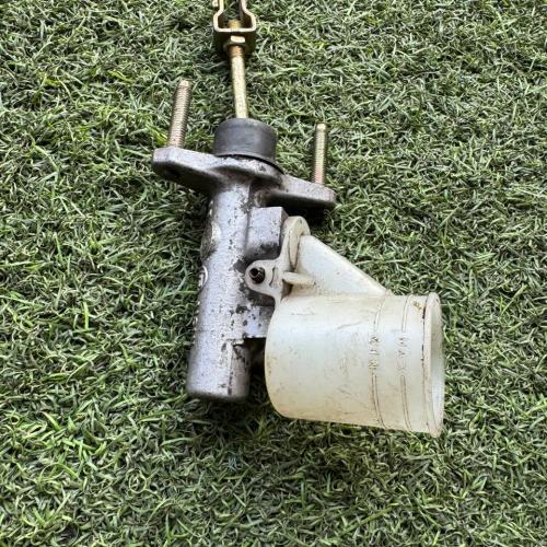 Bomba de embrague Toyota Corolla original