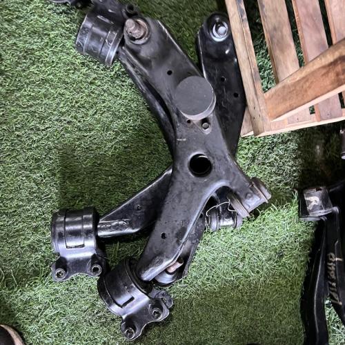 Tijeral-Bandeja Mazda MPV 2004