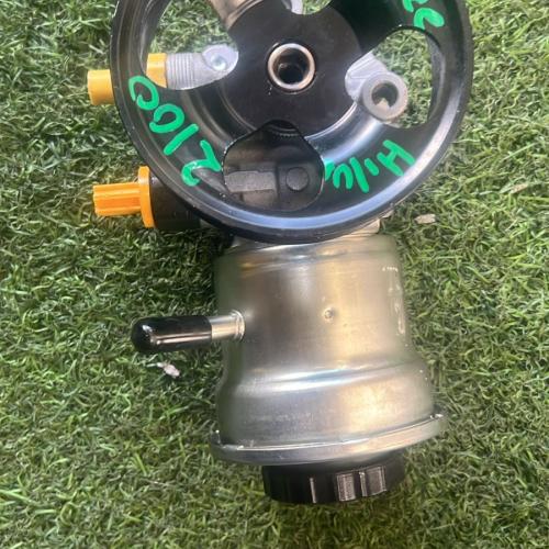 Bomba Hidráulica Hilux-Hiace 2TR