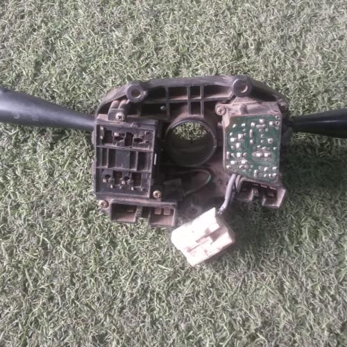 Palanca de Luz Toyota Starlet-Corsa reflet Glanza 90-21