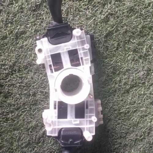 Palanca de Luz Toyota Hilux Ranner Prado 95-04 americano